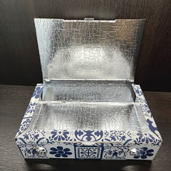 Pizza boxes printed with aluminum foil lining