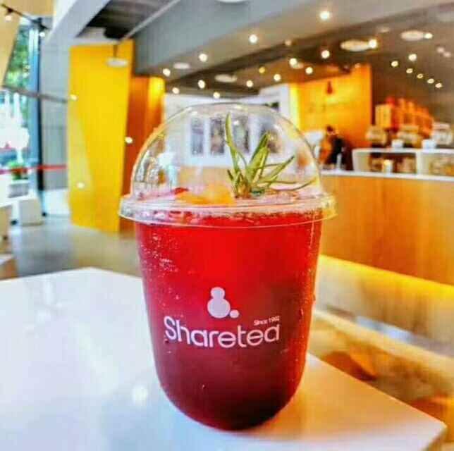 Transparent PET U-shaped plastic cup with lid